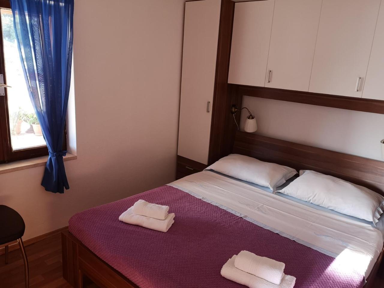 Holiday Home Cvitka 비스 외부 사진