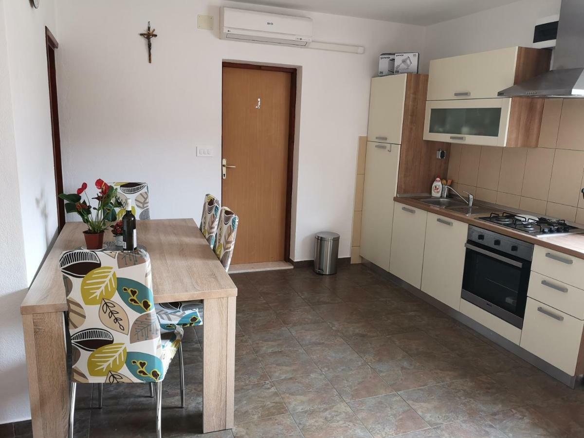 Holiday Home Cvitka 비스 외부 사진